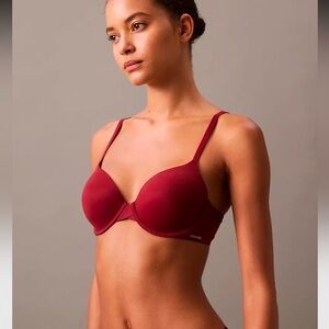 Calvin Klein Modern T-shirt bra in 34C